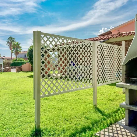 With Air Conditioning And Private Outdoor Area In The Center Of Апарт-отель Сан-Теодоро