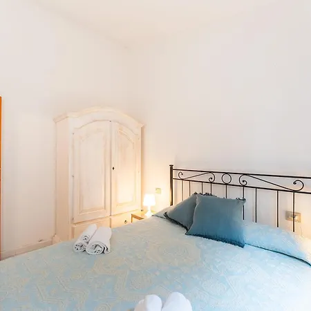 With Air Conditioning And Private Outdoor Area In The Center Of Апарт-отель 3*