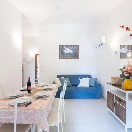 With Air Conditioning And Private Outdoor Area In The Center Of Апарт-отель