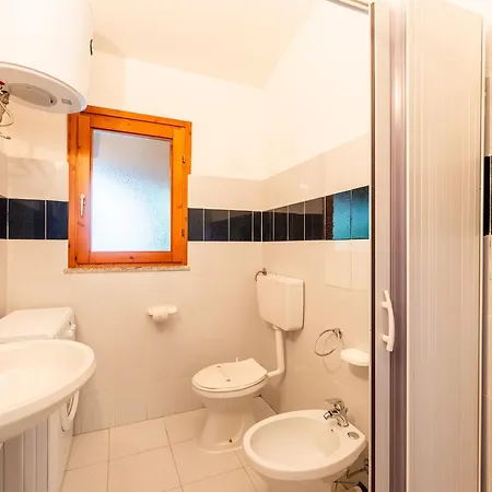 With Air Conditioning And Private Outdoor Area In The Center Of Сан-Теодоро