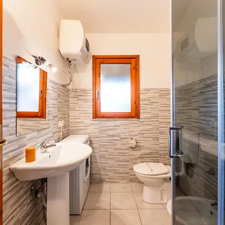 Апарт-отель With Air Conditioning And Private Outdoor Area In The Center Of
