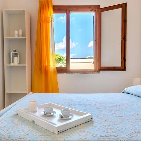 With Air Conditioning And Private Outdoor Area In The Center Of San Teodoro (Sardinia)